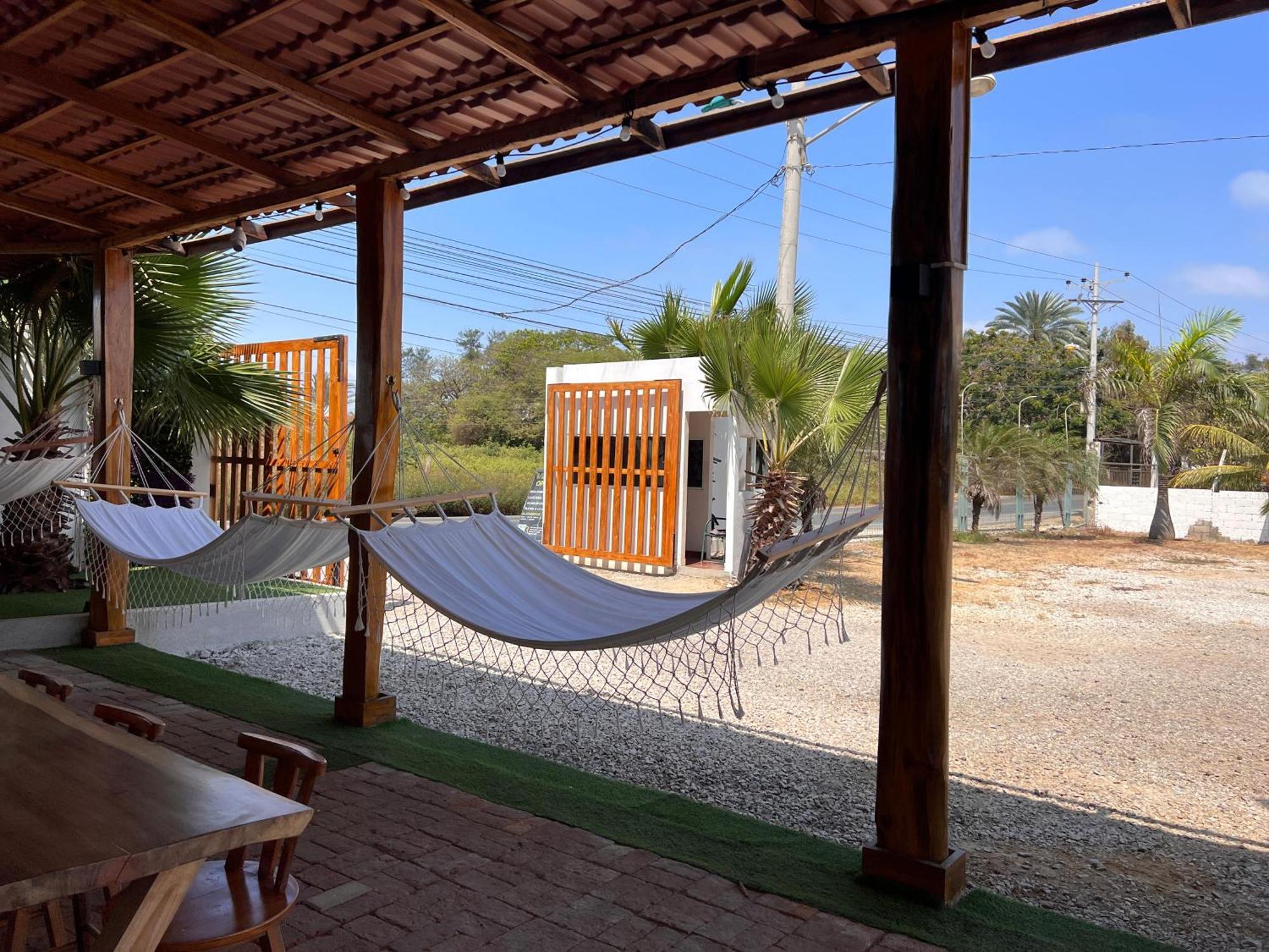 Ohana Beach Hotel Playas Ngoại thất bức ảnh